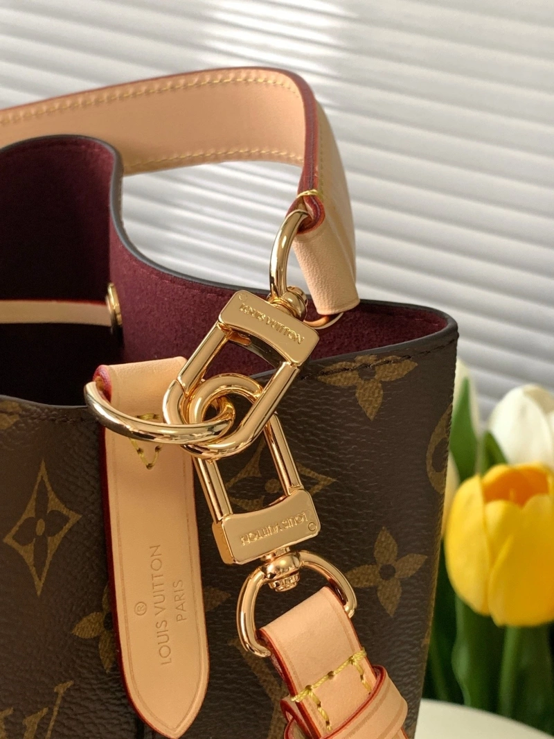 LV Bucket Bags 4233H-0888