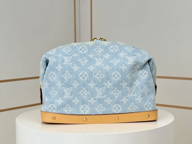 LV Cosmetic Bags 4233H-0945