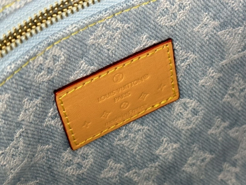 LV Cosmetic Bags 4233H-0945