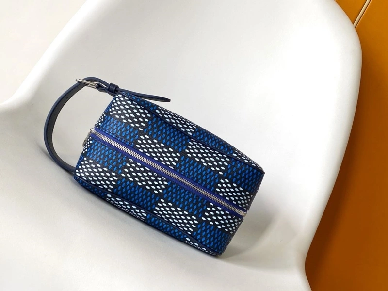LV Cosmetic Bags 4233H-0976