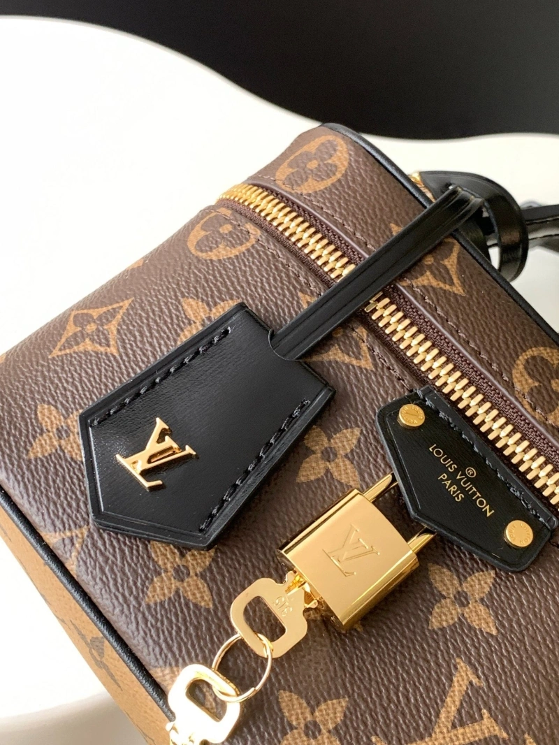LV Cosmetic Bags 4233H-0989