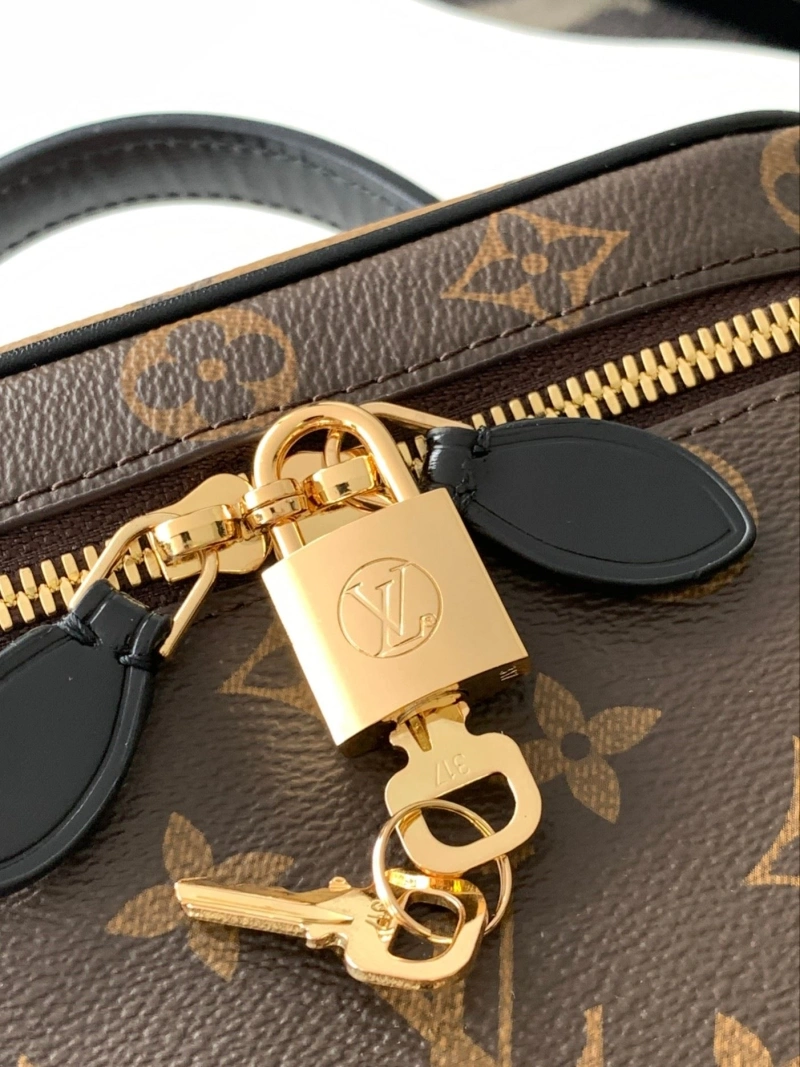 LV Cosmetic Bags 4233H-0990