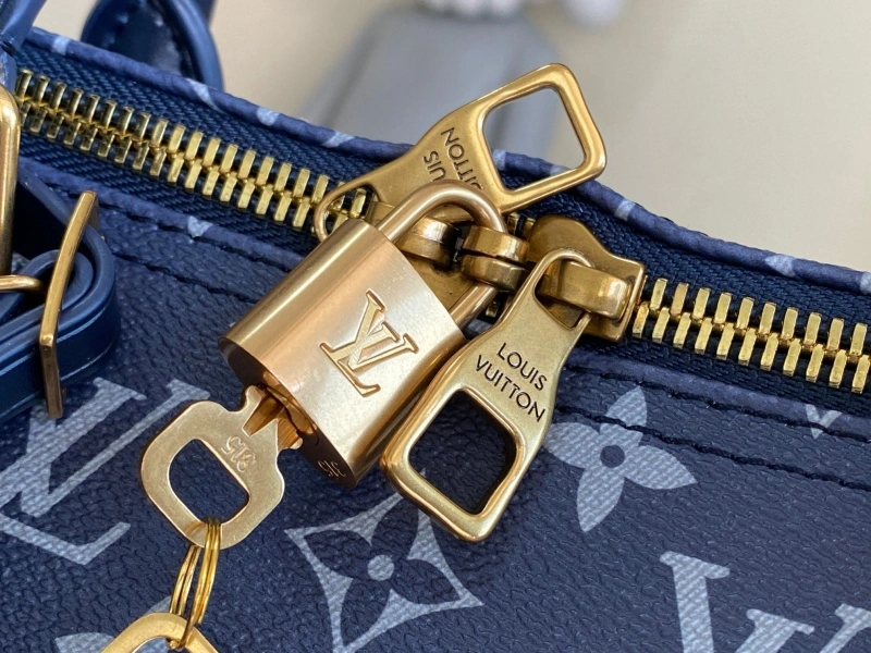 LV Travel Bags 4233H-0999