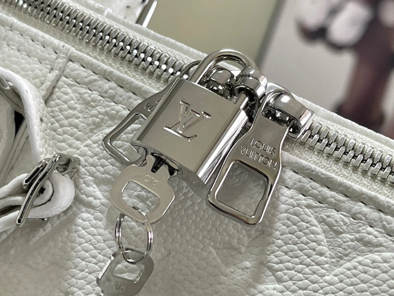 LV Travel Bags 4233H-1000