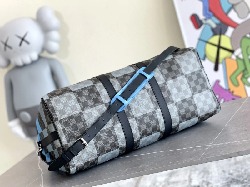 LV Travel Bags 4233H-1019