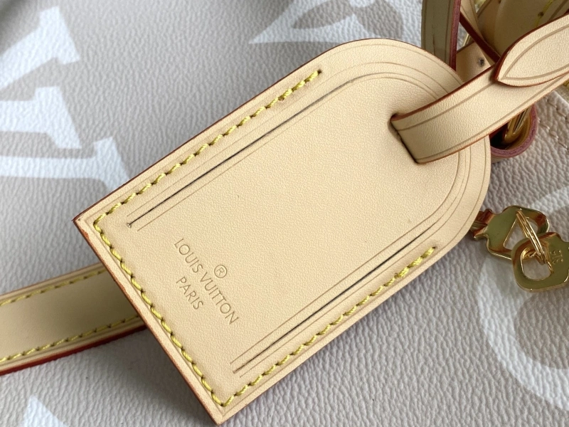 LV Travel Bags 4233H-1032