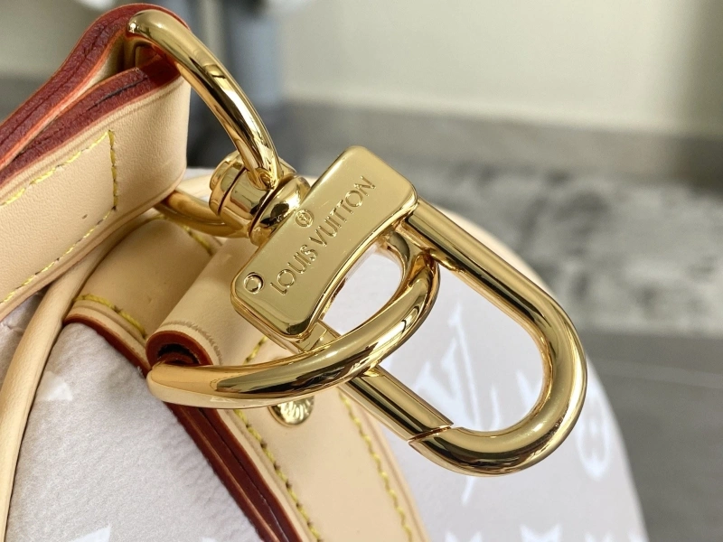 LV Travel Bags 4233H-1032