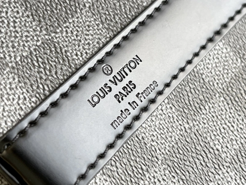 LV Travel Bags 4233H-1053