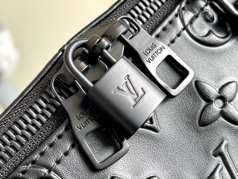 LV Travel Bags 4233H-1055