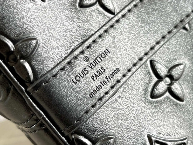 LV Travel Bags 4233H-1055