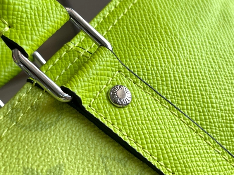 LV Travel Bags 4233H-1057