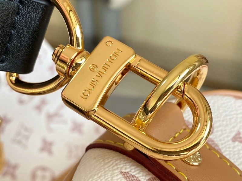 LV Travel Bags 4233H-1058