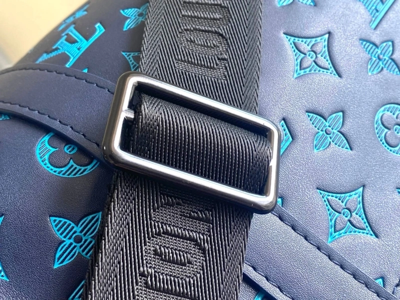 LV Travel Bags 4233H-1062