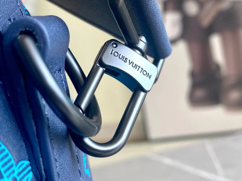 LV Travel Bags 4233H-1062