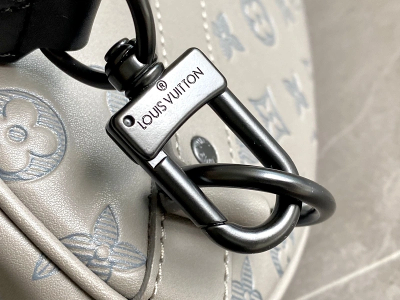 LV Travel Bags 4233H-1063