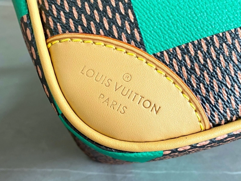 LV Box Bags 4233H-1073