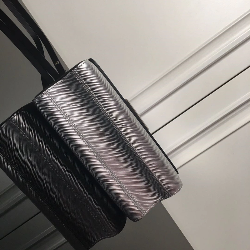 lv twist De*1m bags 4233h-1110