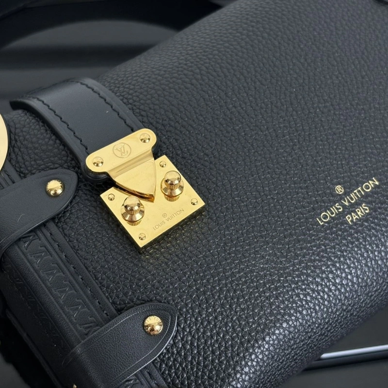 LV Box Bags 4233H-1113