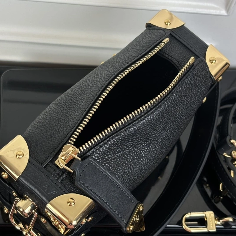 LV Box Bags 4233H-1113