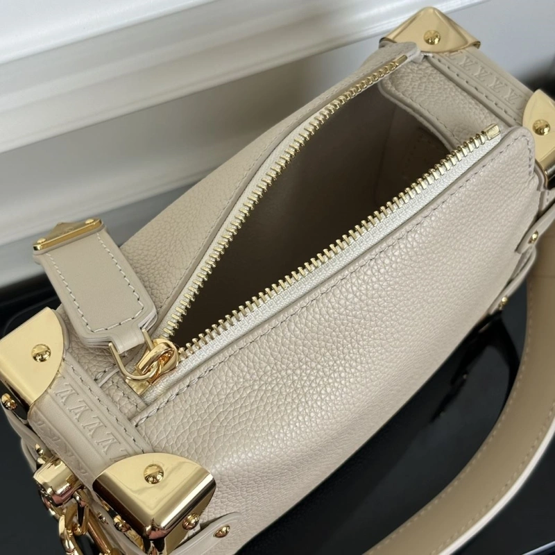 LV Box Bags 4233H-1114