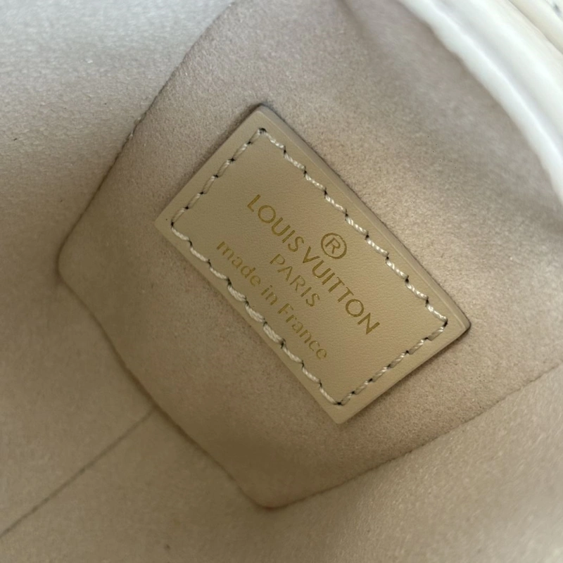 LV Box Bags 4233H-1114