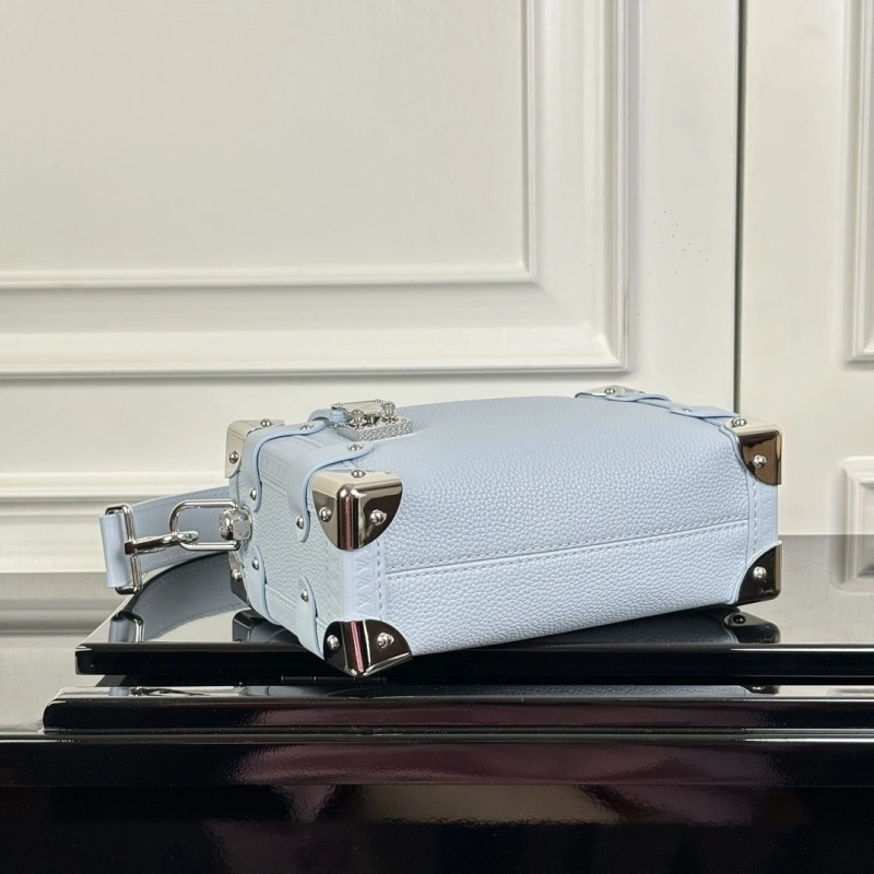 LV Box Bags 4233H-1115