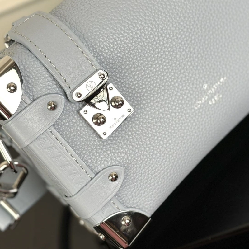 LV Box Bags 4233H-1115