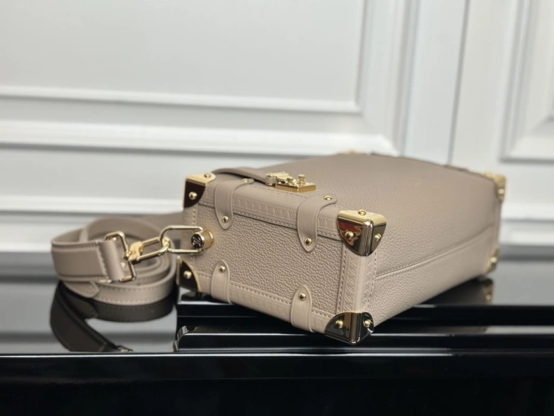 LV Box Bags 4233H-1116