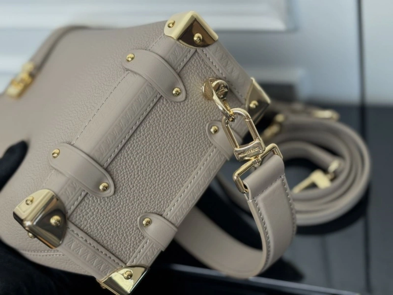 LV Box Bags 4233H-1116