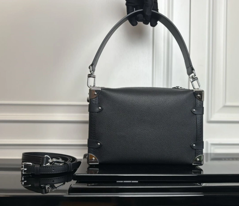 LV Box Bags 4233H-1117