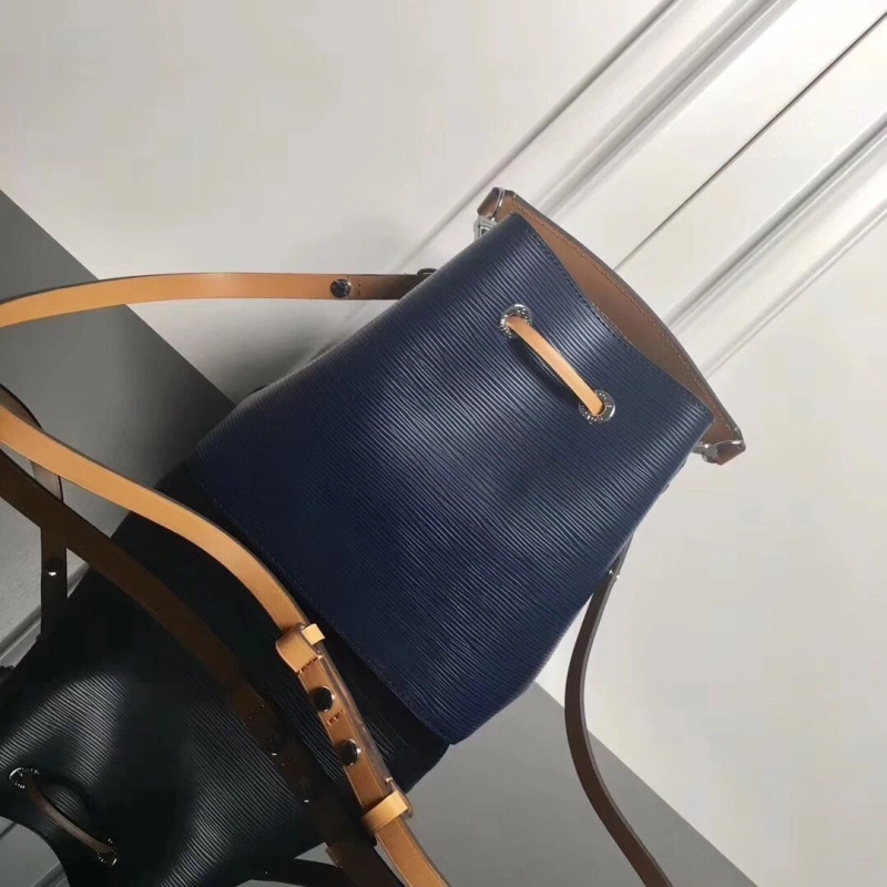 LV Bucket Bags 4233H-1123