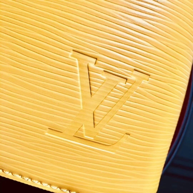 LV Bucket Bags 4233H-1124