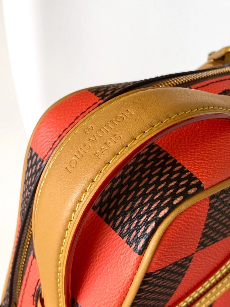 LV Box Bags 4233H-1232