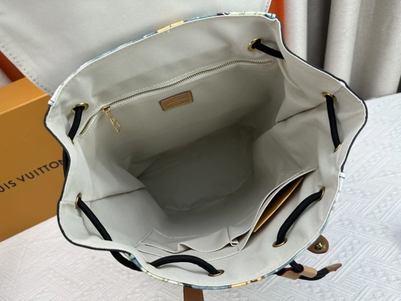 LV Backpacks 4233H-1253