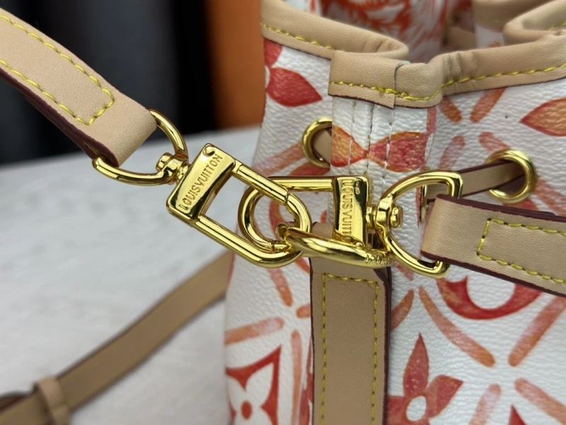 LV Bucket Bags 4233H-1275