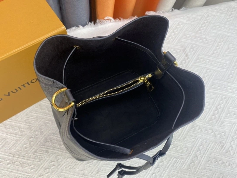 LV Bucket Bags 4233H-1309