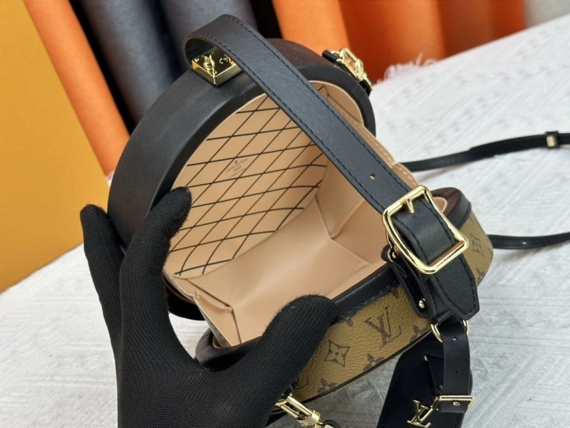 LV Round Bags 4233H-1369