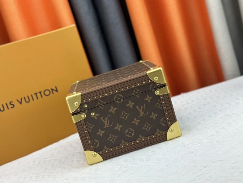 LV Box Bags 4233H-1387