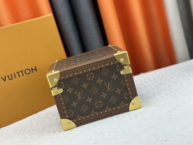 LV Box Bags 4233H-1387