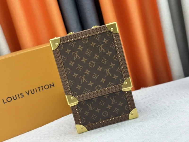 LV Box Bags 4233H-1387