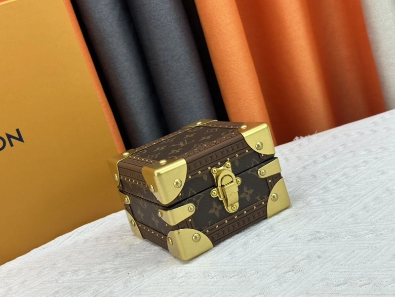 LV Box Bags 4233H-1389