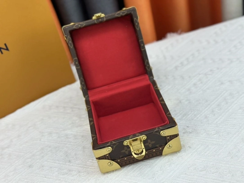 LV Box Bags 4233H-1389