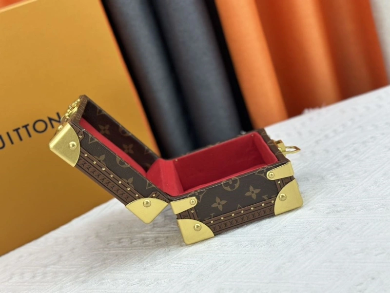 LV Box Bags 4233H-1389