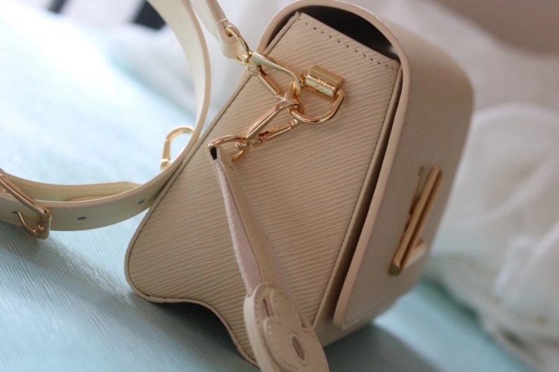 lv twist De*1m bags 4233h-1470