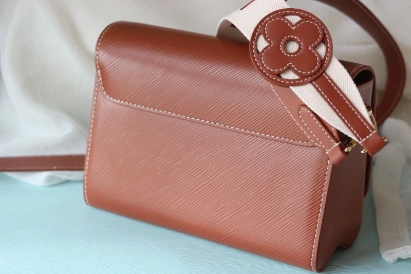 lv twist De*1m bags 4233h-1471