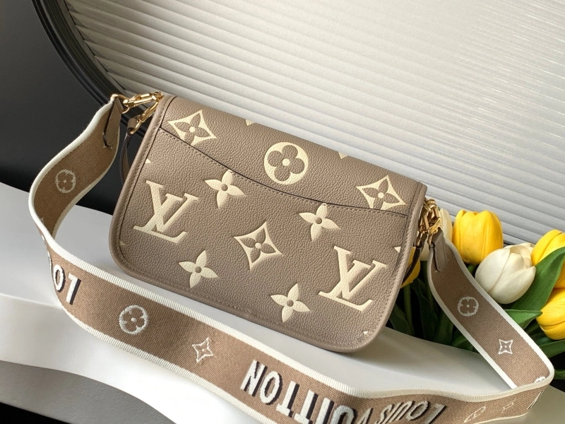 LV Satchel bags 4233H-1477