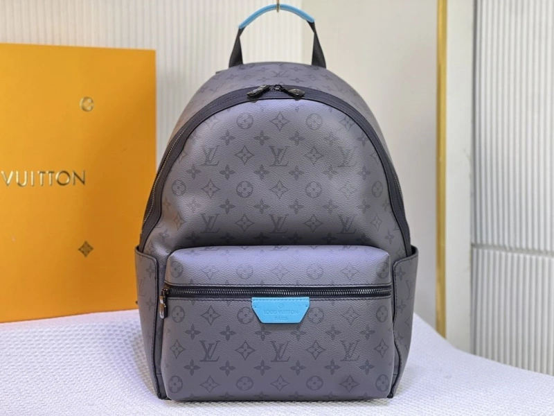 LV Backpacks 4233H-1498