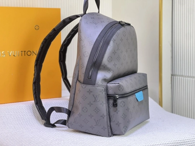 LV Backpacks 4233H-1498