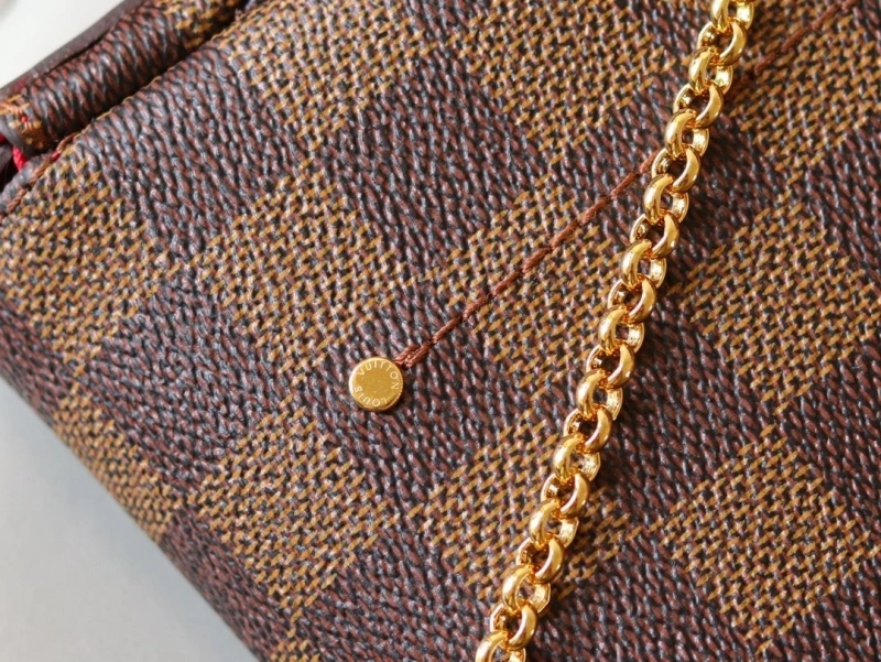 LV Clutch Bags 4233H-1548
