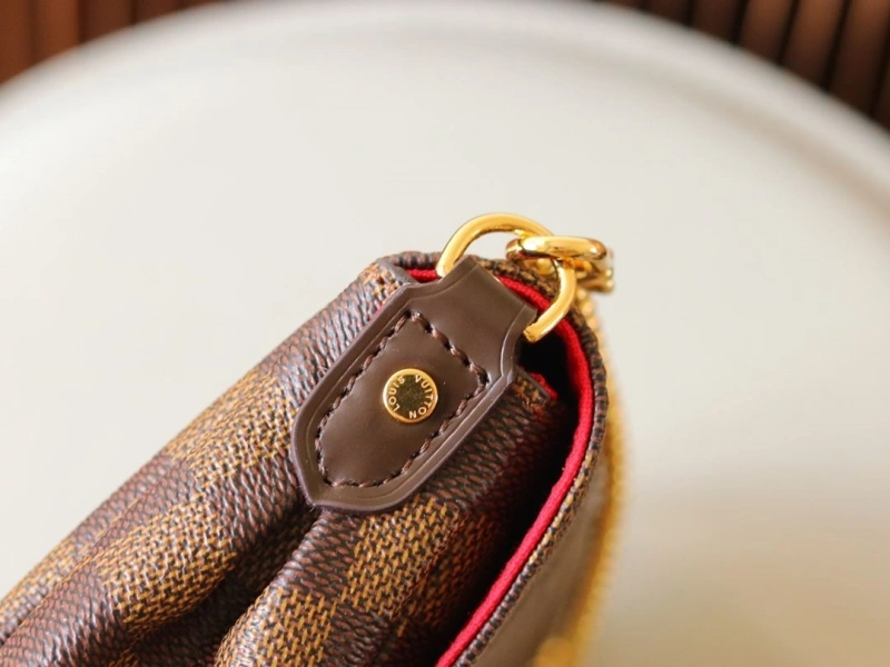 LV Clutch Bags 4233H-1548